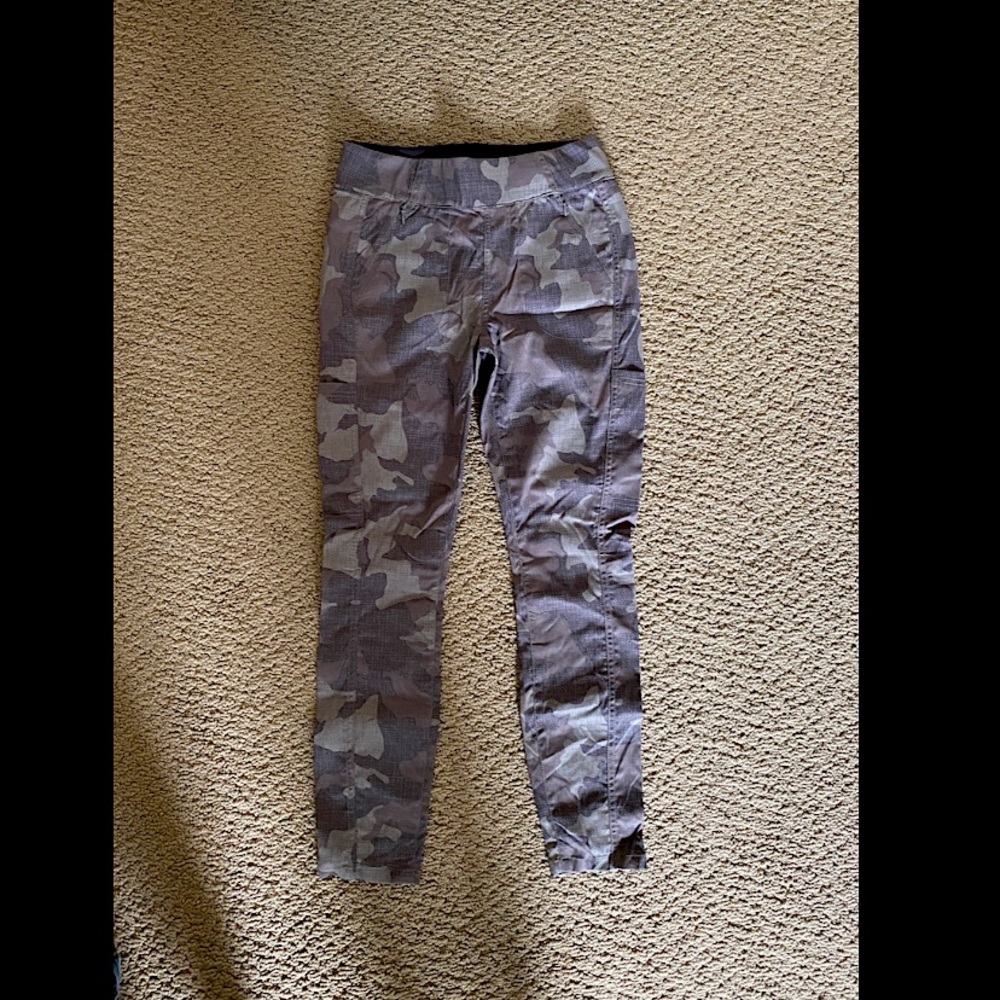 Prana Gray Camo Jogger, size S